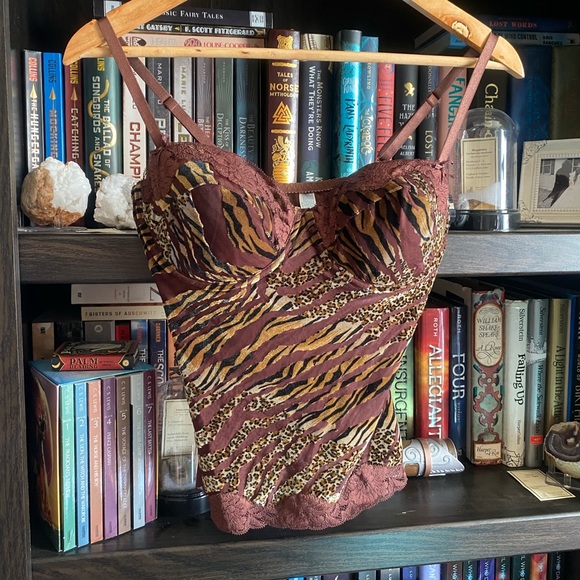 Soft Animal Print Top! - Picture 7 of 13